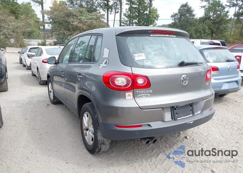 2011 Volkswagen Tiguan S z USA, uszkodzony, nr VIN WVGAV7AX9BW533759